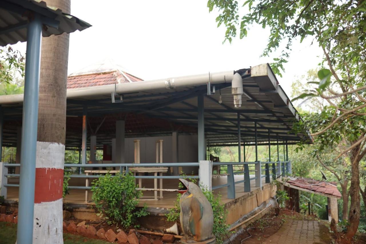Nisarg Farm Mulshi Panzió Kültér fotó